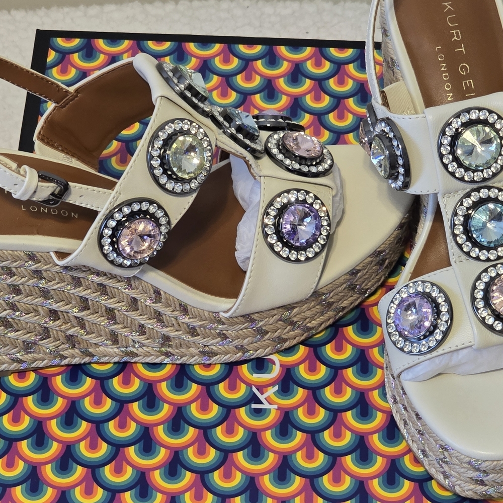 Beaded Espadrille Wedge Sandals - White - Picture 4 of 7